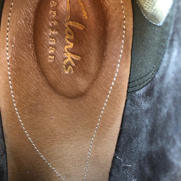 Clark’s Artisan Carleta Lyon Booties 9 - Picture 8 of 8